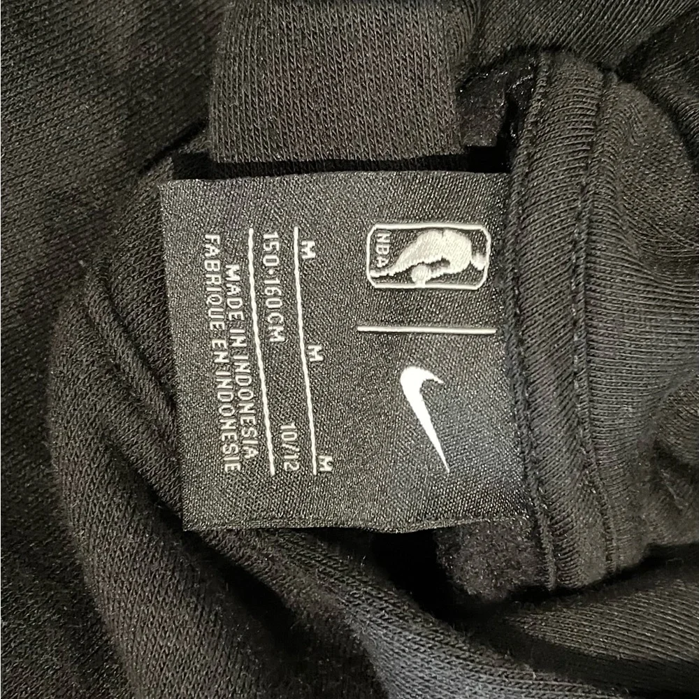 Youth Nike Toronto Raptors hoodie. New without tags. - Picture 3 of 4